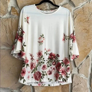 Les Amis Off White Floral Top With Bell Sleeves